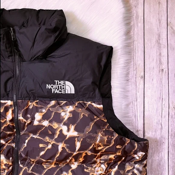 The North Face Men’s 1996 Retro Nuptse Vest - Picture 3 of 10